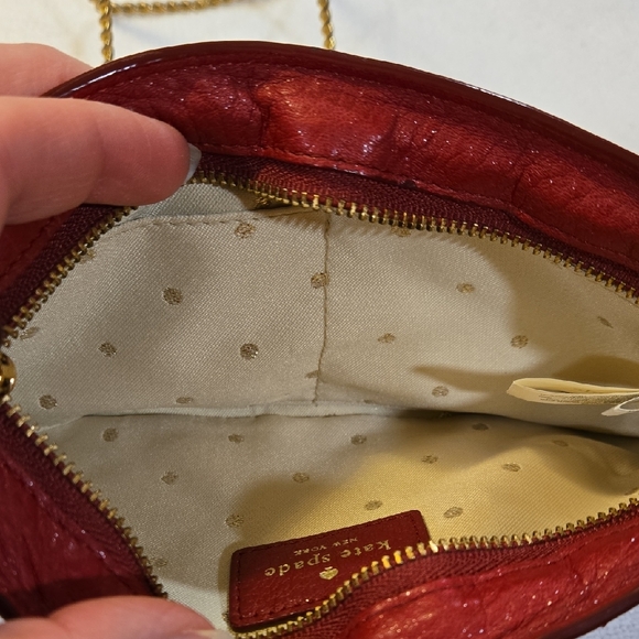 RARE NWOT Kate Spade Briar Lane Quilted Red Leather Wristlet - Fits S24/iPhone - Picture 9 of 11